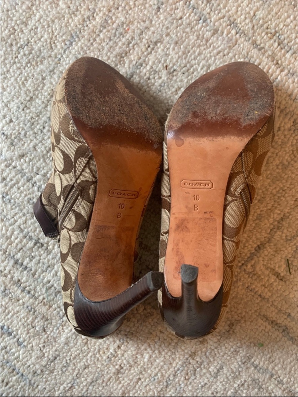 Coach Signature Khaki Heeled Booties Shoes Boots Heels Legacy Brown / Size 10 - Picture 5 of 7